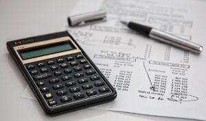デジタルノマドの日本人が知っておくべき税金と仕事の関係は？
