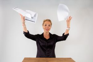 清掃の仕事で日中のみストレス少ない働き方は？