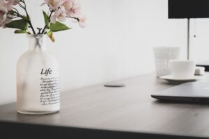 ストレスフリーな職場の特徴とは何ですか？